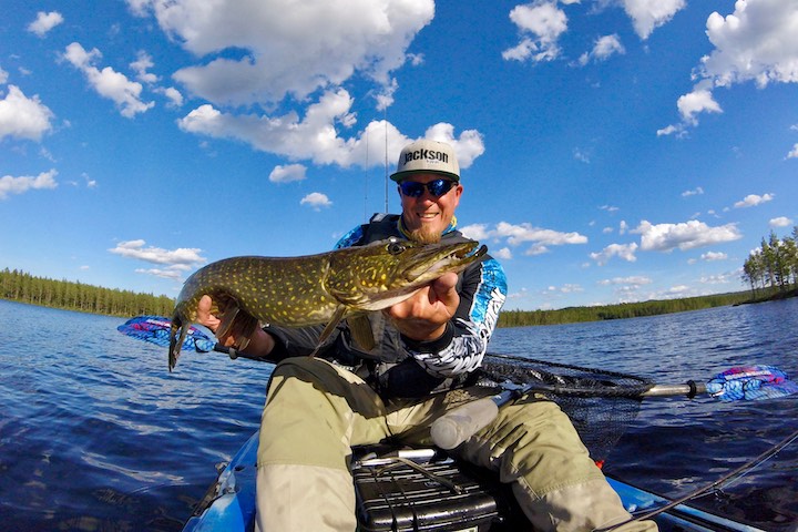 How to Choose the Right Paddle for Kayak Fishing